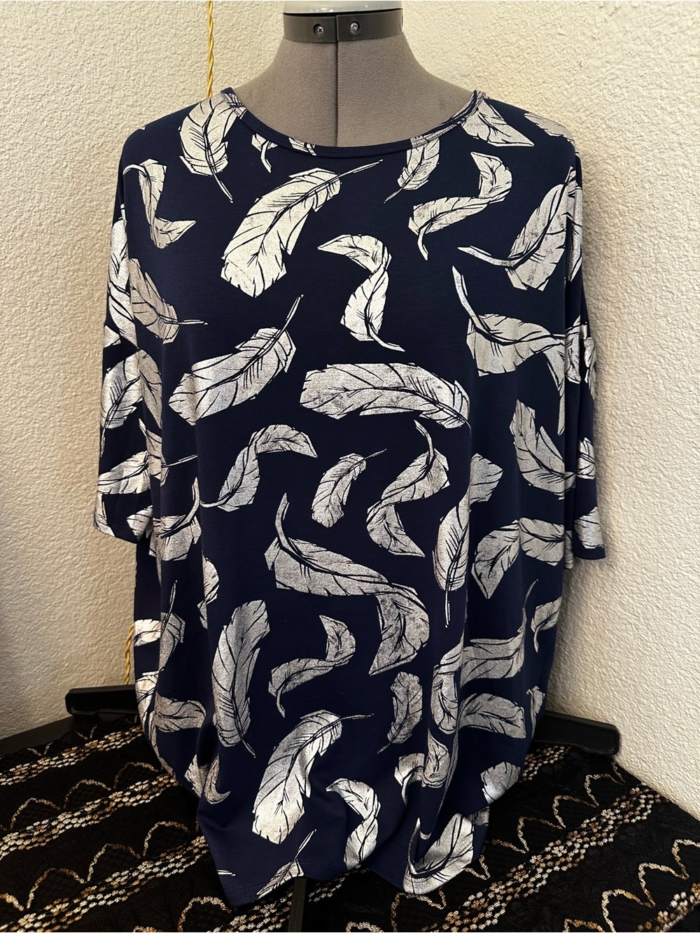 LuLaRoe Navy Short Sleeve Tee with White Feather Print